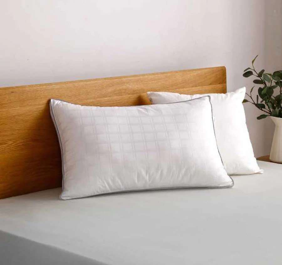Deluxe Hotel 2 Pack 1000g Firm Standard Pillow - Image 2