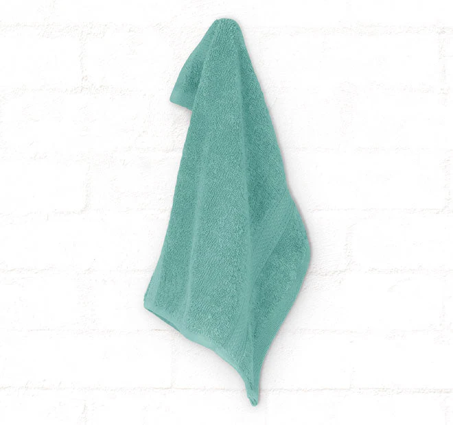 St Regis 600GSM Bath Towel Range Marine - Image 6