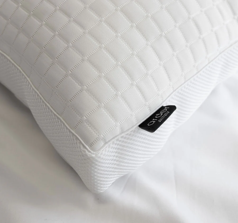 Cold Touch Cooling Standard Pillow - Image 3