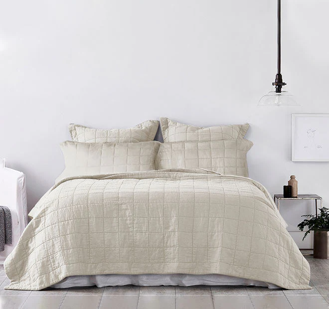 Harley Washed Cotton Queen Bed and King Bed Coverlet Set Nude