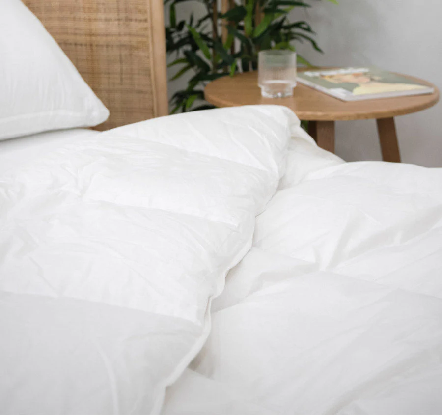 Duck Down Mid-Warmth 80% Quilt Range - Image 3