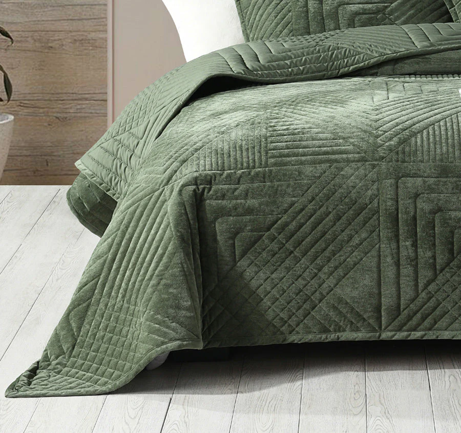 Samatra Coverlet Set Range Olive - Image 3