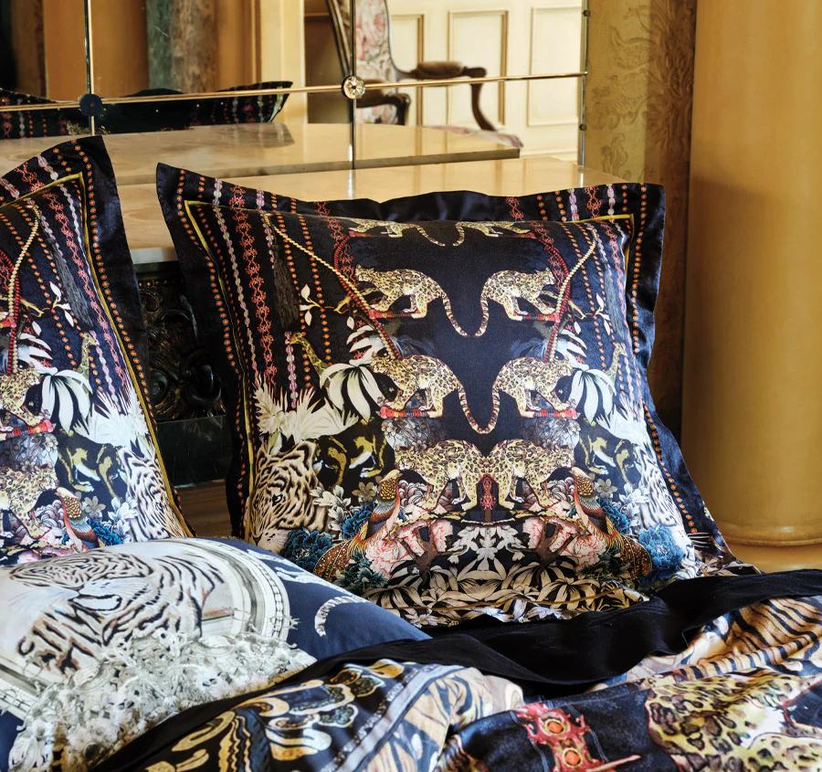 Hollywood Heist European Pillowcase Navy - Image 3