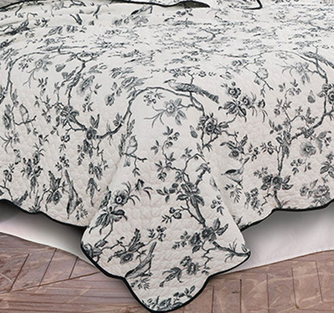 Black Forest Coverlet Set Range - Image 2