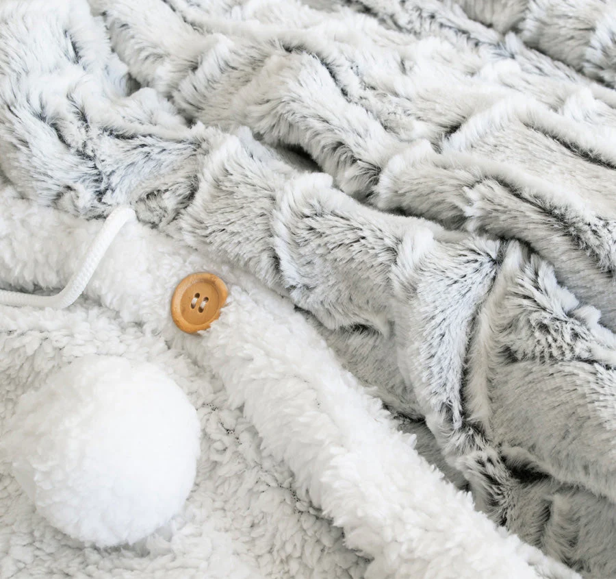 Snowfall 130x180cm Hooded Blanket Snow - Image 3