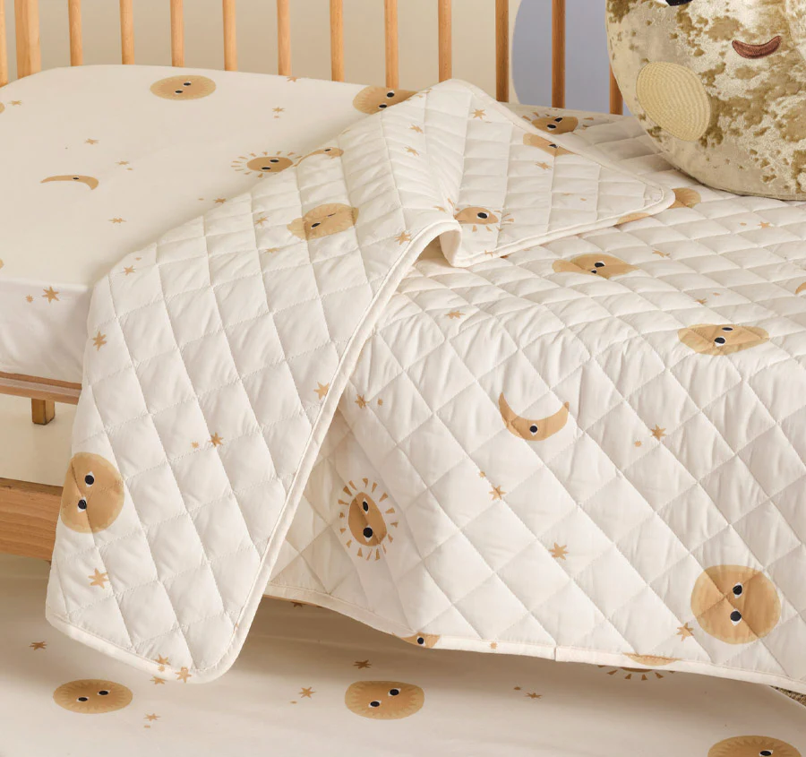 Happy Cosmos Cot Coverlet Sugar - Image 3