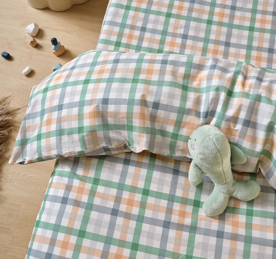 Playground Cot Quilt Cover Green - Image 3