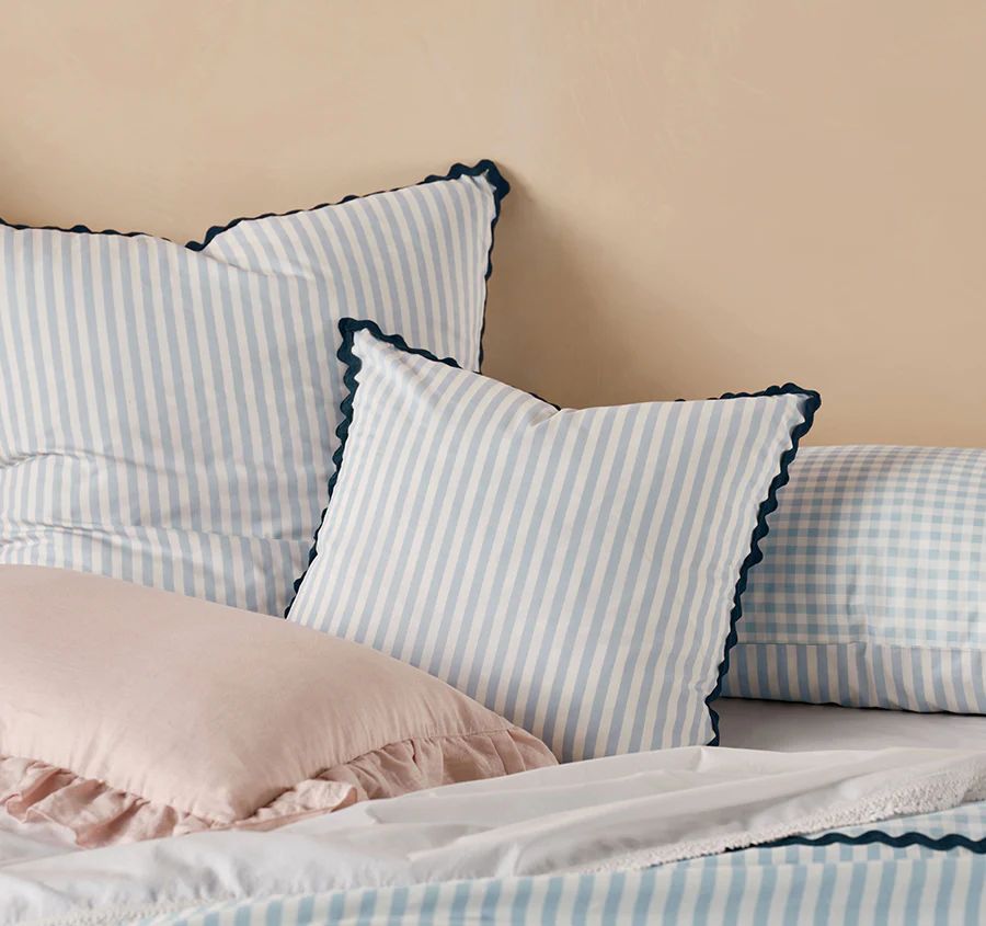 Chica 48x48cm Filled Cushion Blue - Image 3