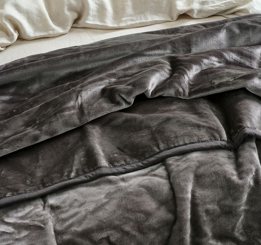 Dover Blanket Range Shadow - Image 4