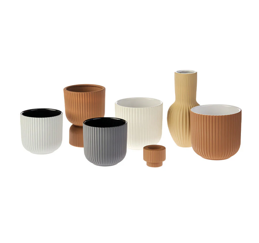 Vincent 17cm Planter Pot Rust - Image 4