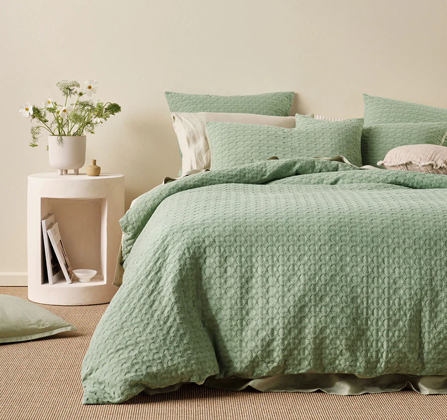 Vista Quilt Cover Set Range Leaf - Image 5