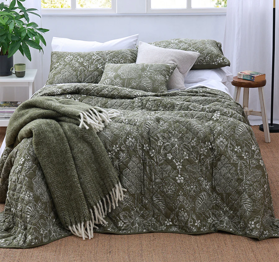 Botanica Bedspread Set Range Poplar