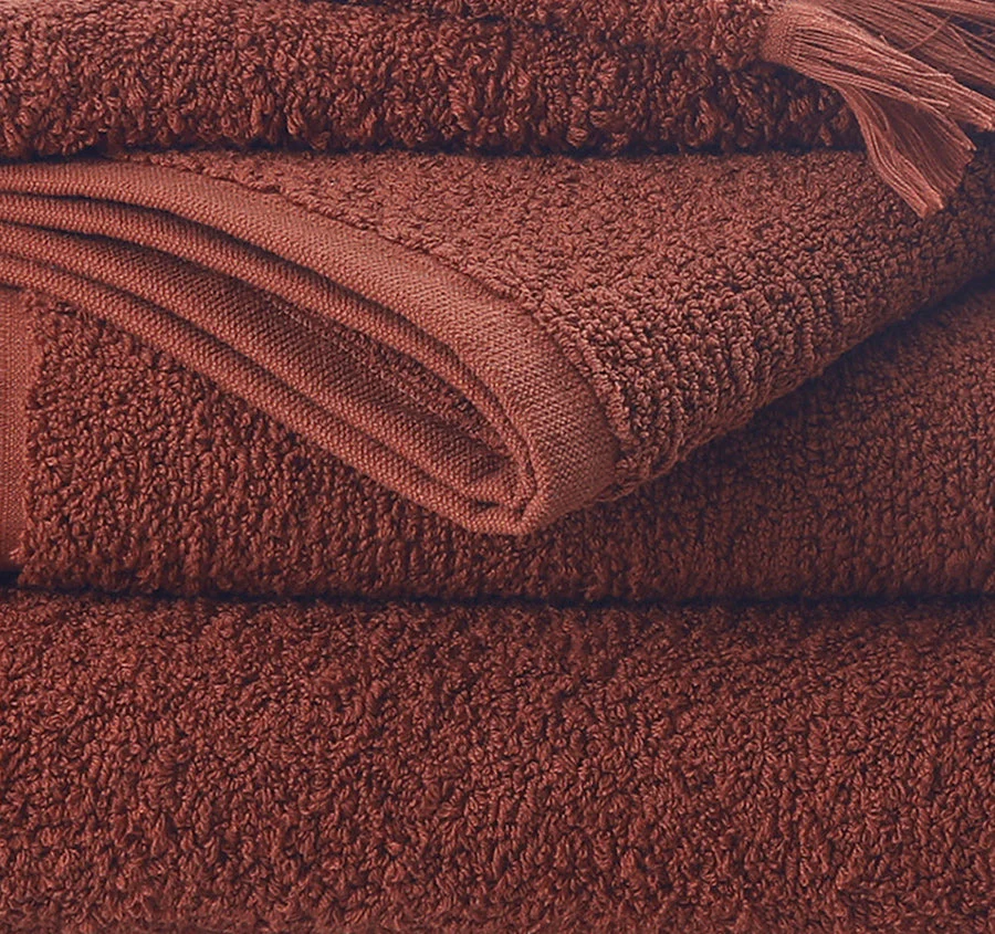 Tusca 700GSM Cotton Bath Towel Range Clay - Image 2