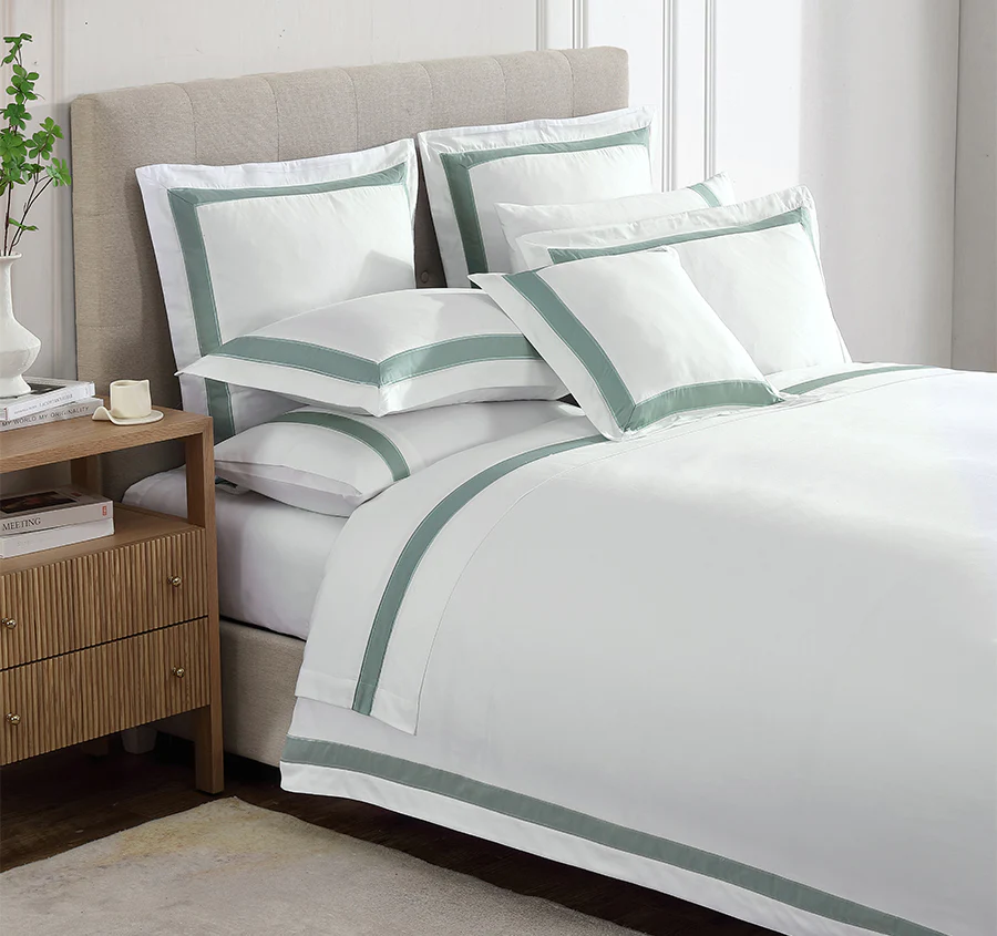 Bentley 45x45cm Filled Cushion Sage - Image 3