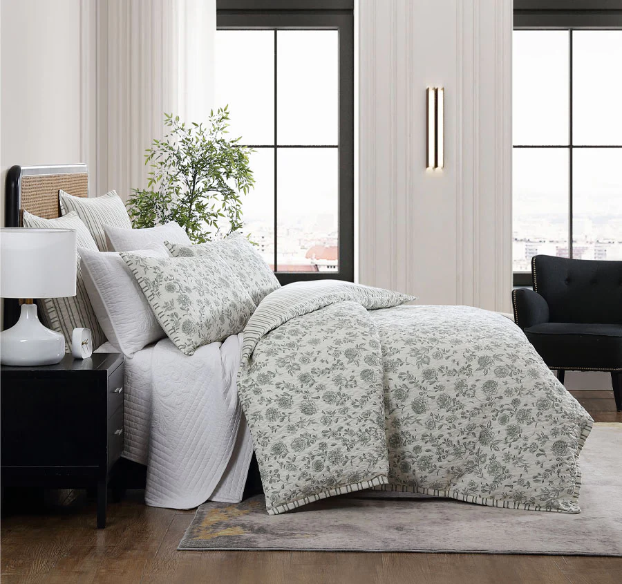 Martha's Orchard Quilt Cover Set Range Sage