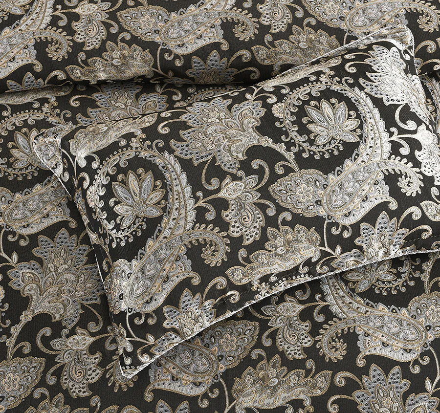 Arabella Quilt Cover Set Range Black - Image 4