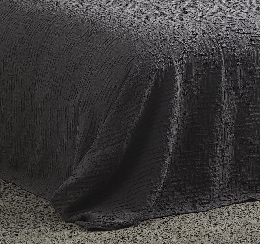 Capsule Bedspread Set Range Charcoal - Image 3
